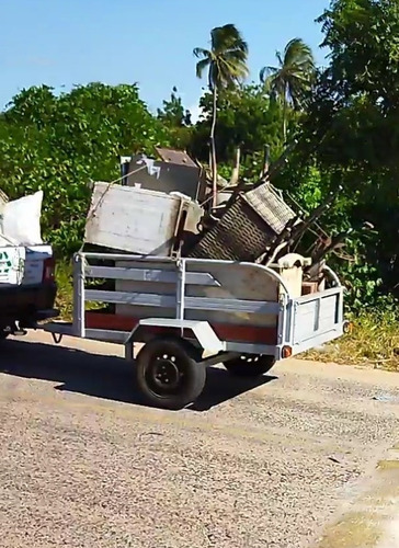 Imagem 1 de 1 de Reboque