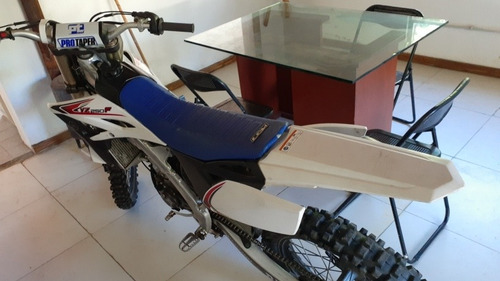 Yamaha Yzf
