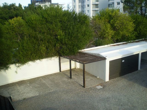 Venta De Apartamento 2 Dormitorios En Pinares, Punta Del Est