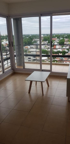 Imagen 2 de 19 de 2 Amb Piso Alto, Balcón Aterrazado Con Vista Abierta Al Frente!!
