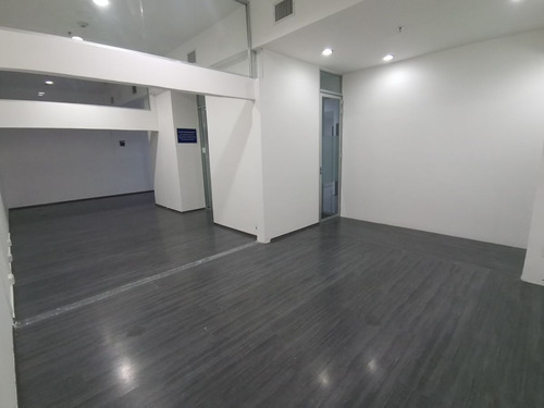 Imagen 4 de 9 de Local En Renta 55 M2 , Dentro Del Centro Comercial Torre Wtc