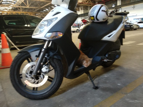Imagen 4 de 8 de Kymco Agility 200