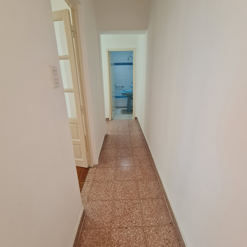 Departamento Tipo Ph 1 Piso Por Escalera Con Terraza Y Patio