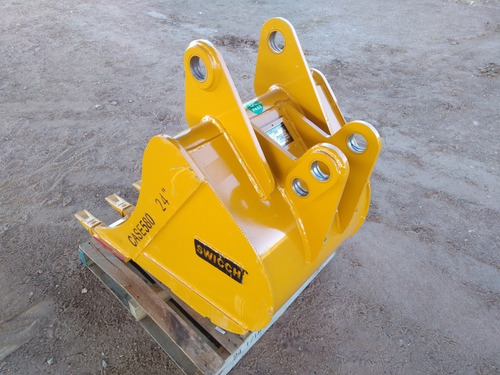 Bote Cucharon De 5 Puntas Para Retroexcavadora Case 580n