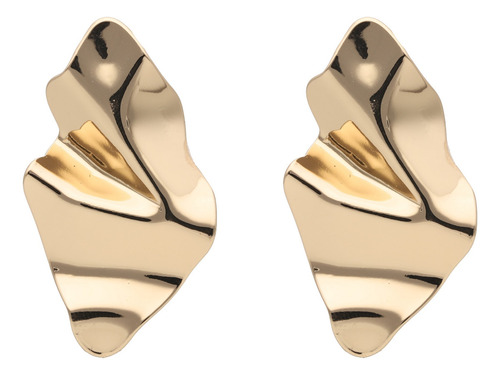 Aretes Dorados Con Diseño Moderno Y Audaz Esculturales Y Sofisticados Accesorio Perfecto Para Dama Joyería Fina Moda Y Tendencia 2025 Ideal Para Cualquier Evento