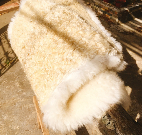Imagen 2 de 3 de Pelego Blanco Natural Reversible !