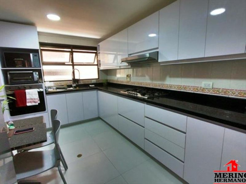 Apartamento En Arriendo En Medellín - El Poblado