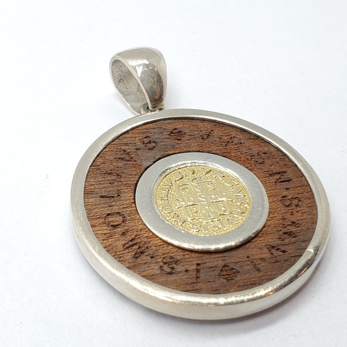Imagen 4 de 7 de Dije Plata Y Oro San Benito Con Madera 35mm