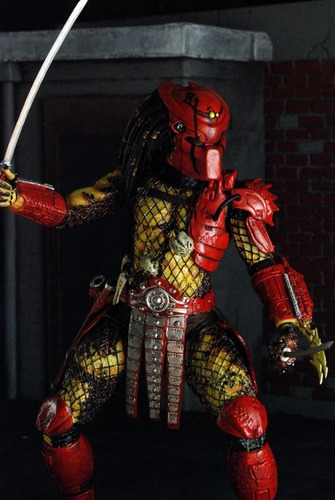 Big Red Predator - Depredador Neca Serie 7