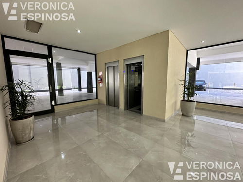 Departamento De Un Ambiente En Venta, Ituzaingo