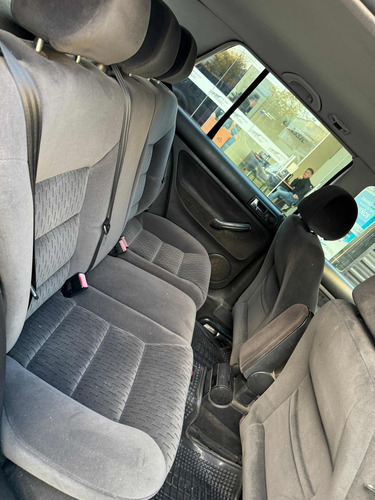 Volkswagen Golf 1.6 Comfortline