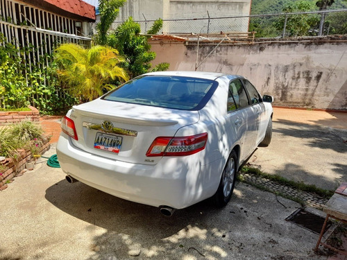 Imagen 4 de 12 de Toyota Camry Xle