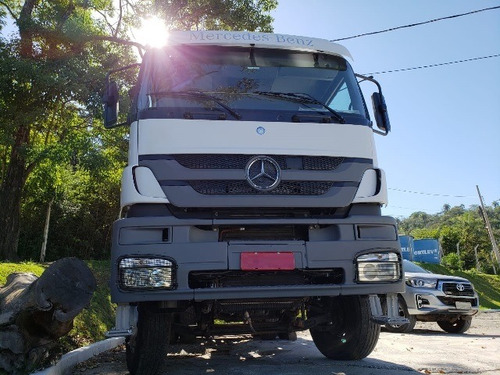 Axor Mercedes-bens 3344 6x4 Ano 2014 Cavalo Mecânico