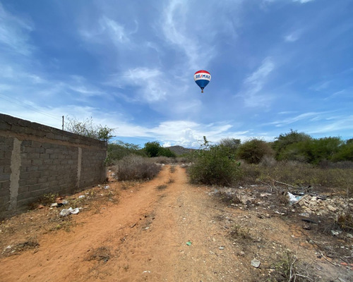 Re/max 2 Mil Vende Excepcional Lote De Terreno De 500 Mts Cuadrados, Ubicado Estratégicamente Junto A La Prestigiosa Urbanización La Llovizna, En Venta En El Sector El Hato, Municipio Arismendi