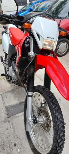 Imagen 6 de 17 de Honda Tornado 250