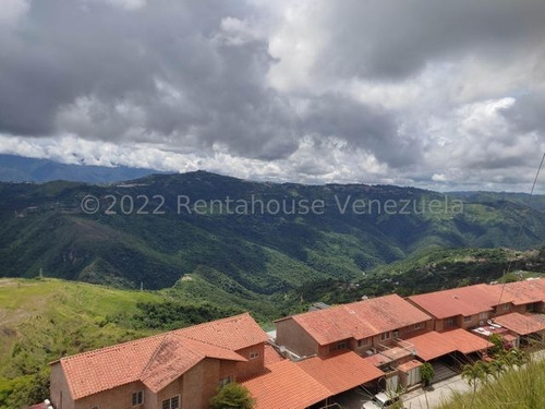 Imagen 14 de 14 de Townhouse En Venta Urb. Loma Linda # 23-10065