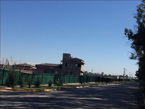 Imagen 2 de 7 de Terreno En B° Nautilus Country
