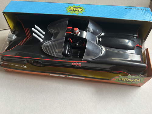 Mcfarlane Toys Batman Classic Batimobile (Usado)