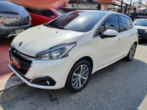 Imagem 1 de 10 de Peugeot 208 2018 1.6 16v Griffe Flex Aut. 5p