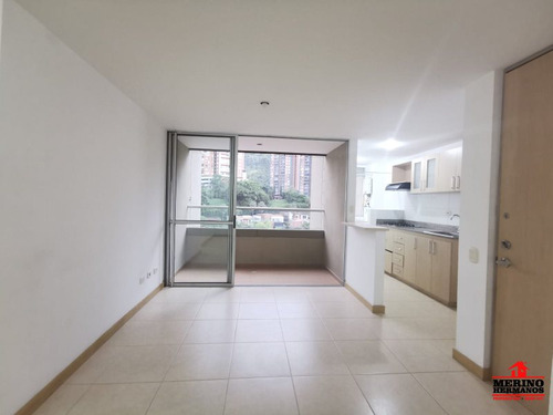 Apartamento En Venta En Sabaneta - Loma De San Jose