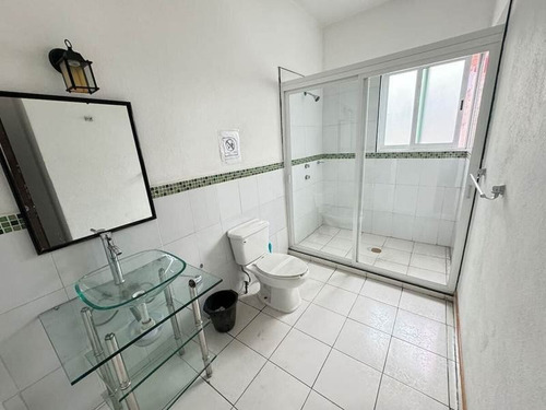 Casa En Venta, Álvaro Obregón, Col. La Florida, Calle Cerrada Flor De Agua Número 5, Esquina Con Margaritas, Cdmx, Gf32-ru