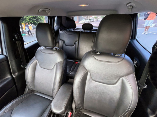 Jeep Renegade STD 1.8 4x2 Flex 16v Aut.