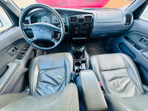 Toyota Hilux SW4 3.0 16V 4P 4X4 SRV TURBO DIESEL