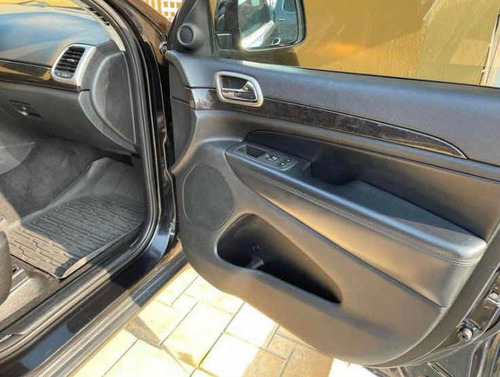 Imagen 6 de 8 de Jeep Grand Cherokee 2013 3.6 Laredo V6 4x2 Mt