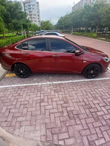 Chevrolet Onix 1.0T Premier Sedan At