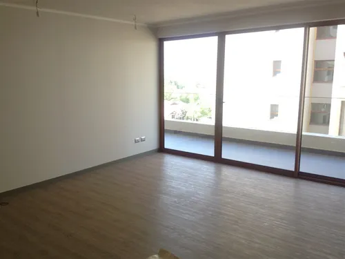Departamento En Arriendo De 2 Dorm. En Las Condes