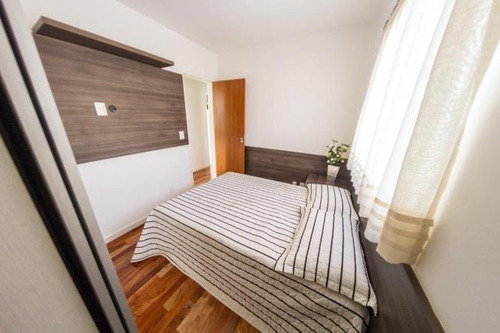 Apartamento No Bairro Santa Cândida Em Curitiba Pr - 14569
