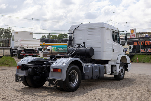 Mb Atron 1635 4x2 Muito Nova Baixa Km Com Comando Hidráulico