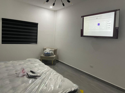 Casa En Venta En El Barrial En Santiago Nuevo Leon