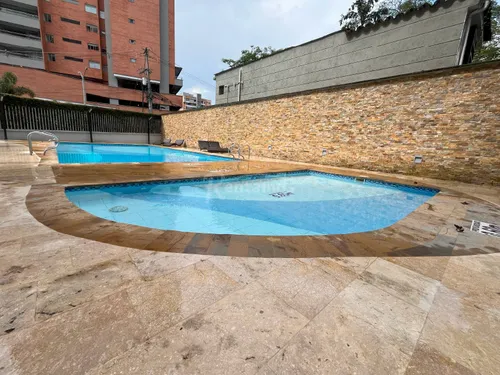 Apartamento En Arriendo En Loma De Las Brujas. Cod A775954