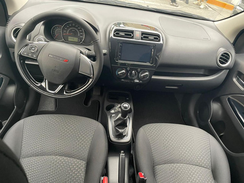 Dodge Attitude 1.2 Sxt Mt