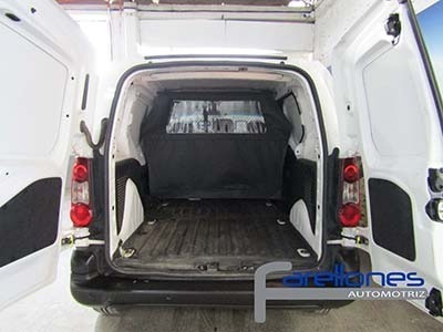 Peugeot Partner 1.6 4x2 Dsl Ab2 90hp 2018 Ksjs56