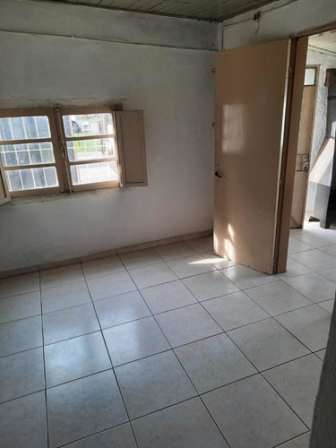 Linda Casita En Colón
