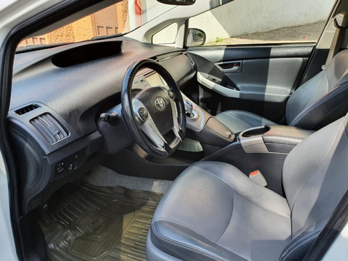 Toyota Pruis 2015 Premium Qp Factura De Agencia Impecable!!