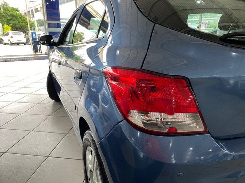 Imagem 9 de 15 de Chevrolet Onix 1.0 Mpfi Ls 8v 2016