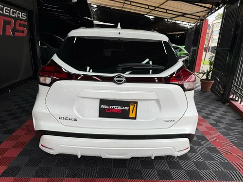 Nissan Kicks 1.6 Advance Aut