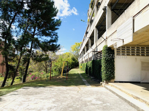 Ss: Vende Apartamento 23-26449 En Las Esmeraldas De 154 M2, 4h/3b/2pe