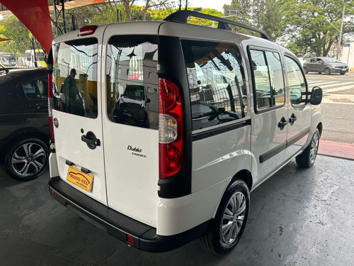 Fiat Doblo 1.8 16v Essence 7l Flex 5p