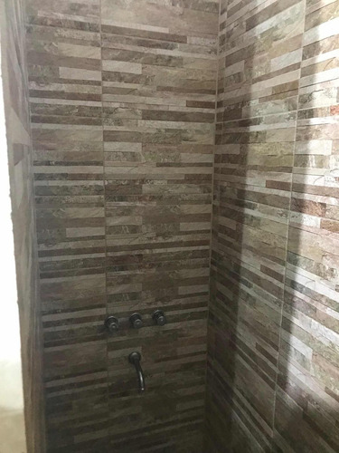 Casa En Venta - 2 Dormitorios 1 Baño - 97mts2 - Ituzaingó