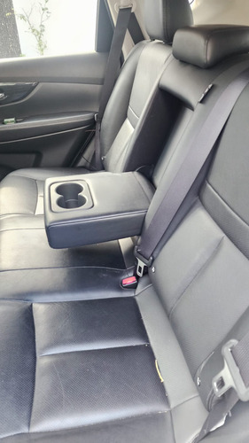 Nissan X-Trail 2.0 Exclusiv 2 Row Hybrid