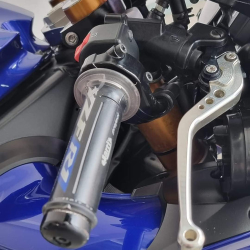 Imagen 6 de 10 de Yamaha R1