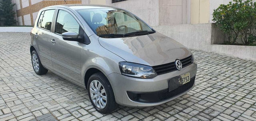 Imagem 13 de 15 de Volkswagen Fox 2013 1.6 Vht Trend Total Flex 5p