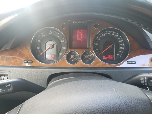 Volkswagen Passat 2.0t Fsi Luxury
