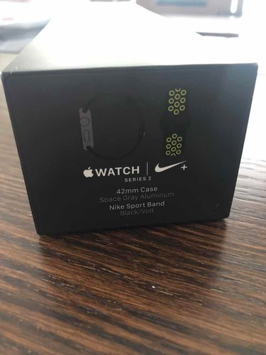 Apple Watch Série 2 Nike+ 42mm Space Gray C/ 3 Pulseiras