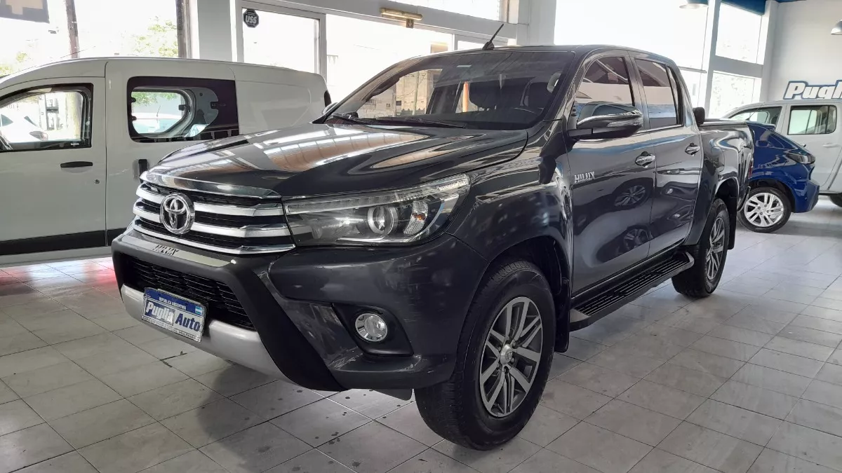 Toyota Hilux 2.8 Cd Srx 177cv 4x4 At