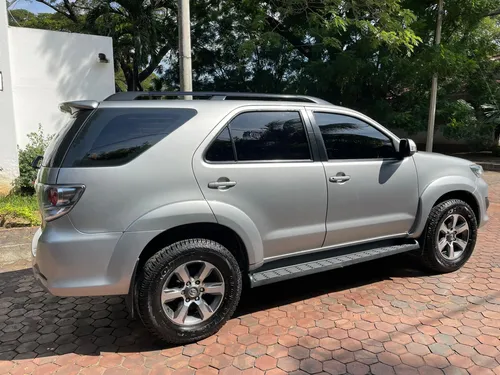 Toyota Fortuner 2.7l 4x2